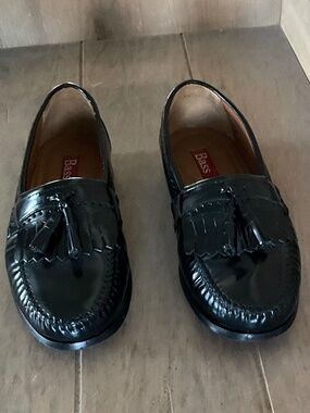 Bass Tassel Loafers 7.5D | Oxblood Black | Classic Leather | Slip-On